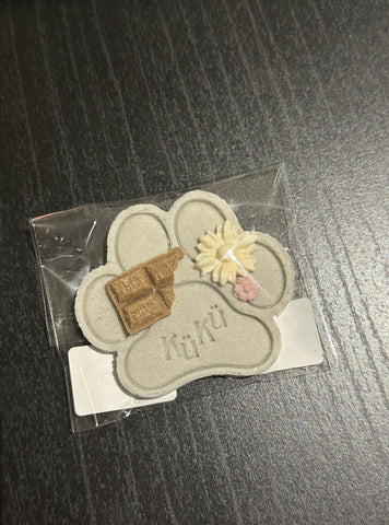 Big Paws Biscuit