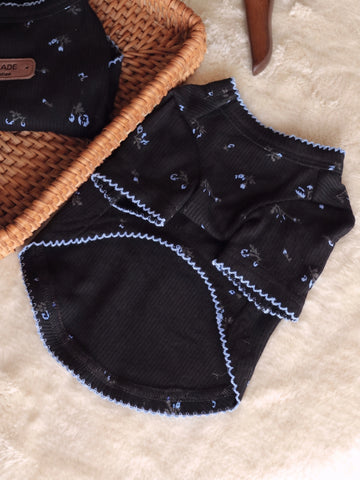 Dog Tooth Black Floral Ribbed Top