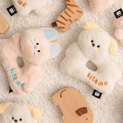 Runrun Rattle toy - Bunny/Puppy