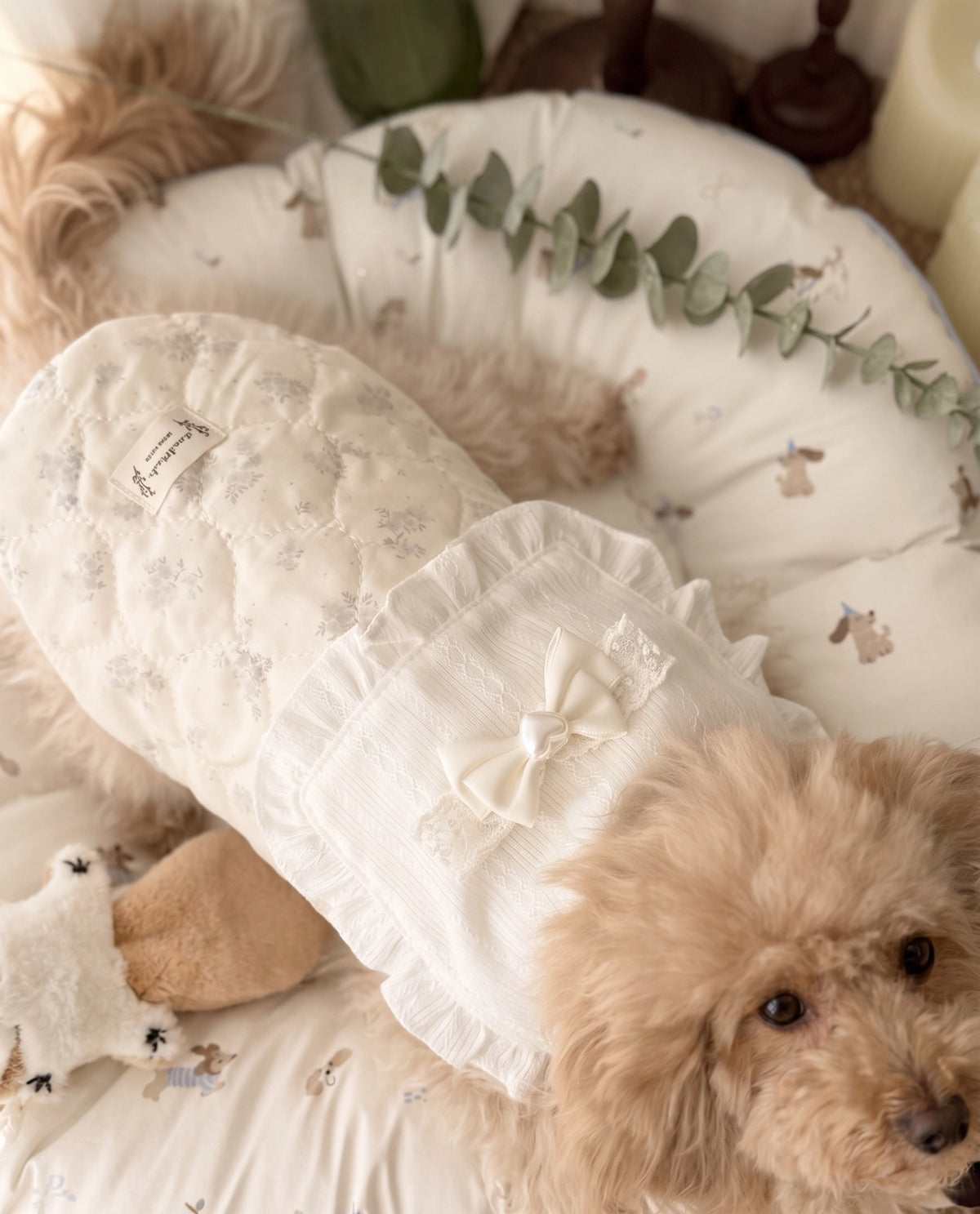 White Moonlight Floral Quilted Jacket