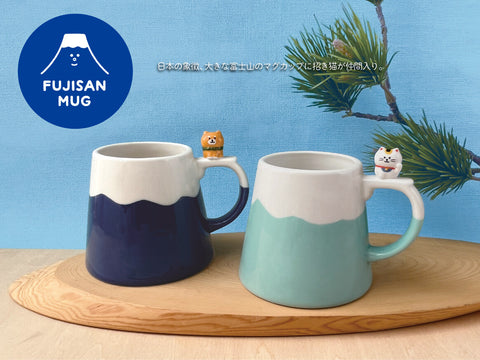 DECOLE Mount Fuji Mug with Maneki-neko – 300ml