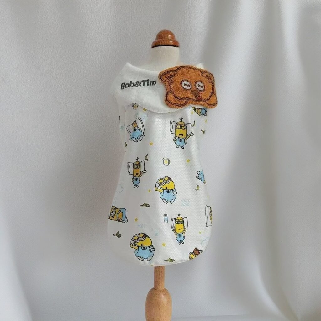 Minions Cloud Collar Printed Vest